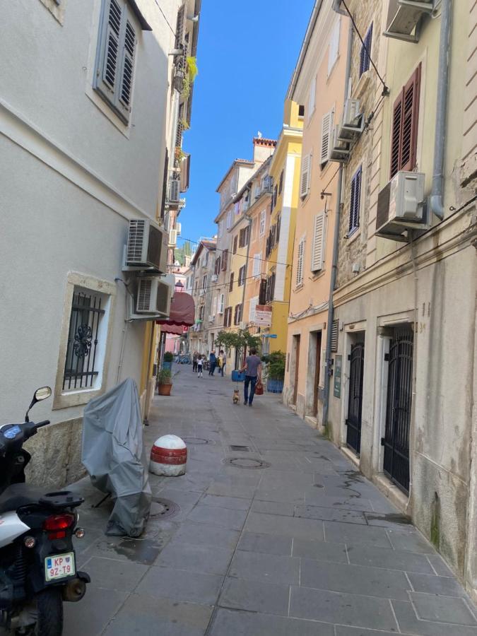 Prime Apartment Piran Bagian luar foto